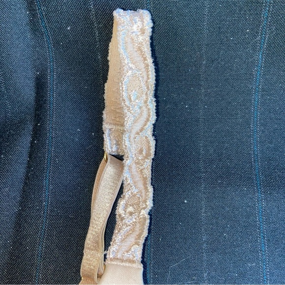 Wacoal Luxe A Rose is a Rose beige contour bra 32D #55362 lightly lined - Picture 2 of 6